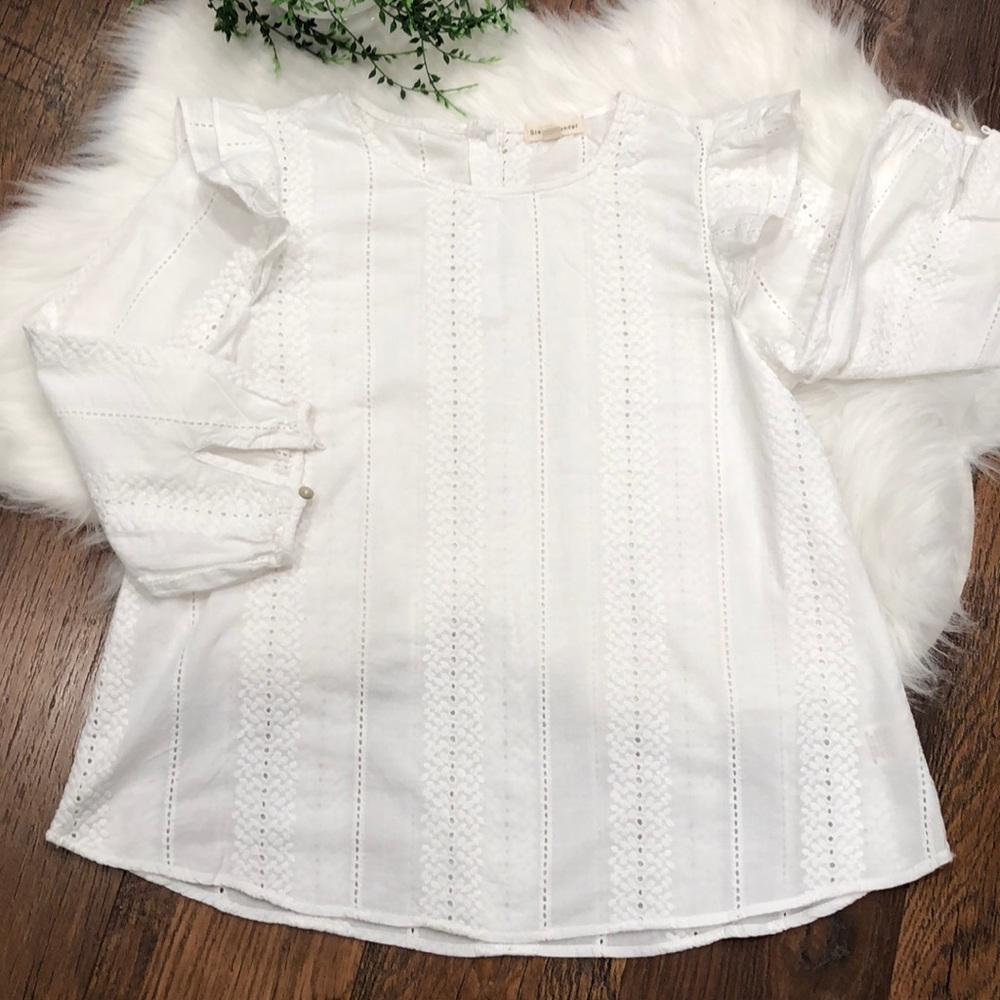 Stevie Hender top